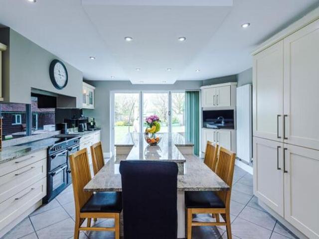 For Sale 5 Bedroom Bungalow Cheshire East Cheshire East DS101856059