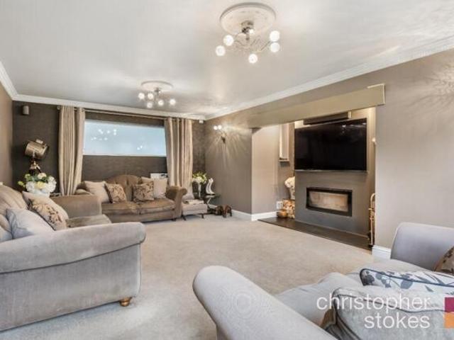 For Sale 5 Bedroom House Cheshunt Hertfordshire DS101891833