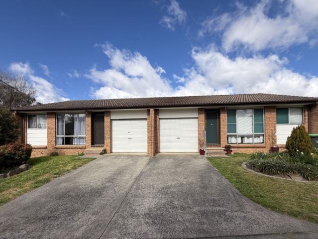 FOR SALE & 7 Residential Units Brick Veneer Single Level