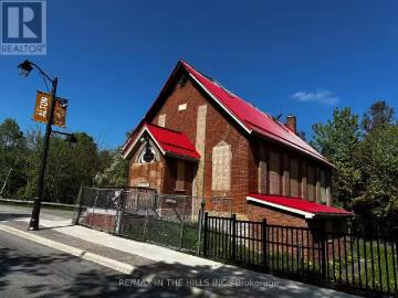 For sale: 1532 QUEEN STREET, Caledon Alton, Ontario L7K0C2.