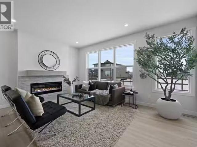 For sale: 15 Fireside Common, Cochrane, Alberta T4C3E1 A2292.