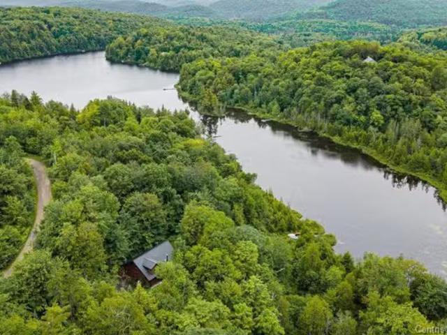 For sale: 1949 Rue Grilli, Wentworth Nord, Quebec J0T1Y0 210.