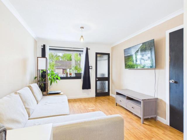 For Sale 1 Bedroom Apartment Aviemore Aviemore DLS102243223