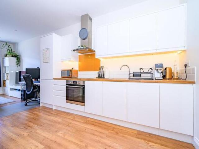 For Sale 1 Bedroom Apartment Hemel Hempstead Hertfordshire DS101675752