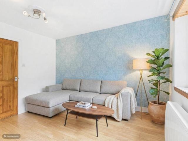 For Sale 1 Bedroom Apartment Kingussie Kingussie DS104681512