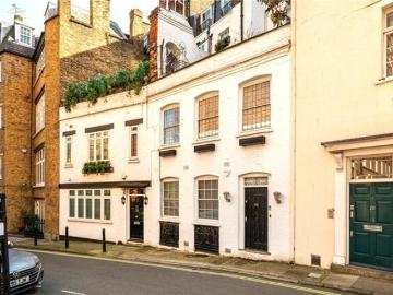 Mayfair, London, Greater London - Equipped kitchen