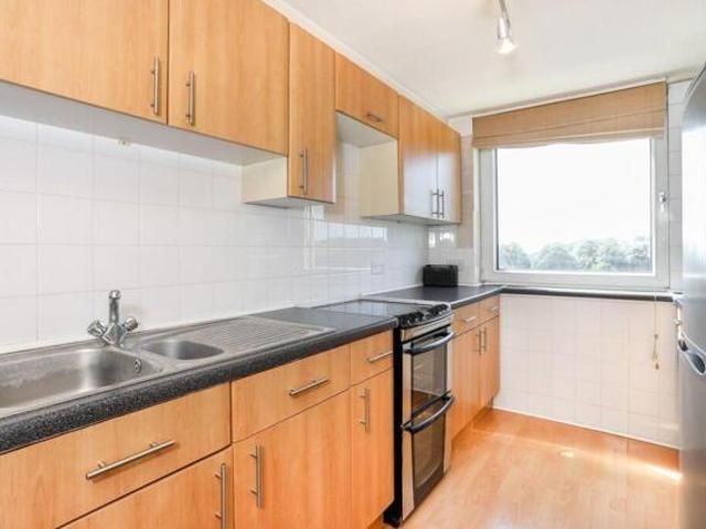 For Sale 2 Bedroom Apartment Folkestone Kent DS101676468