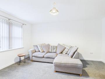 For Sale 2 Bedroom Apartment Kingussie Kingussie DS98704409