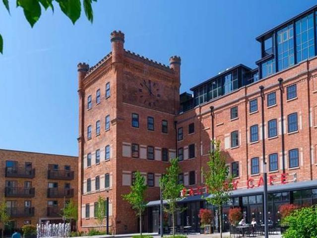 For Sale 2 Bedroom Apartment Slough Slough DS102596796