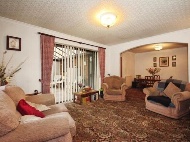 For Sale 2 Bedroom Bungalow Bulkington Warwickshire DS101678447
