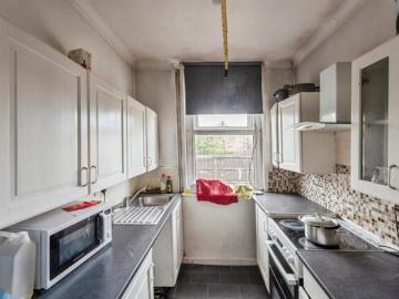 For Sale 2 Bedroom House Bolton Bolton DS101931359