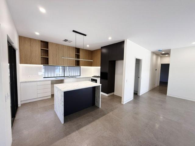 FOR SALE 2 Stunning Modern Units in Prime Location