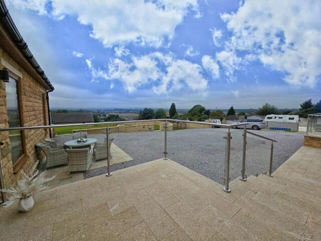For Sale 3 Bedroom Bungalow Barnsley Barnsley DS101316397