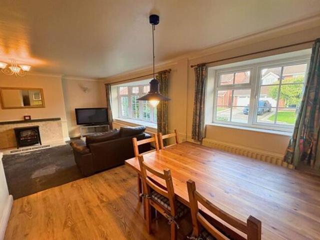 For Sale 3 Bedroom Bungalow Holmes Chapel Cheshire East DS101891963