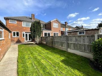 For Sale 3 Bedroom House Greater Manchester Greater Manchester DS100685023