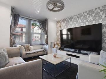 For Sale 3 Bedroom House London Greater London DS99203998