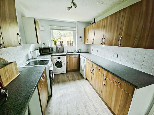 For Sale 3 Bedroom House Northampton Northamptonshire DS100503299