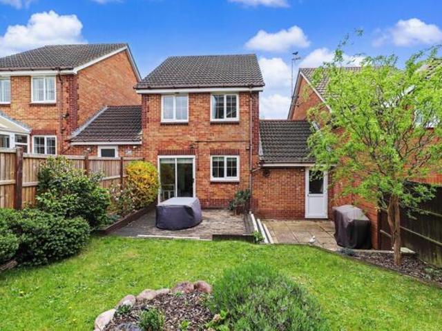 For Sale 3 Bedroom House Stevenage Hertfordshire DS101931645
