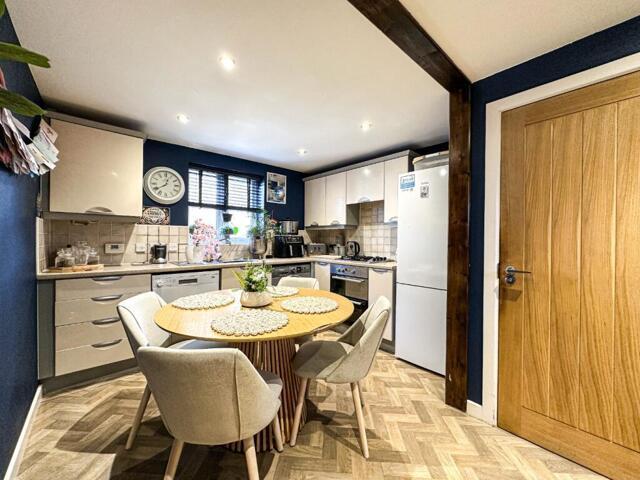 For Sale 3 Bedroom House Taunton Somerset DS101892245