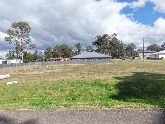 For Sale Vacant Land 31 Austral Street Nulkaba Corner Block 1200mSq Rare opportunity