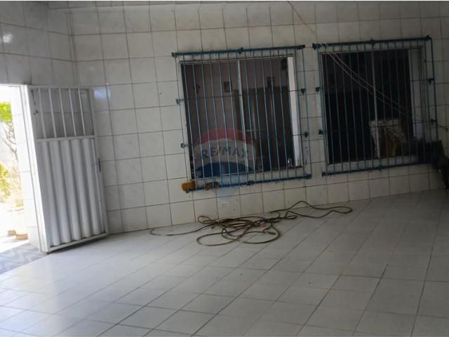 For sale: Wonderful house in Afogados with 5 bedrooms and suites