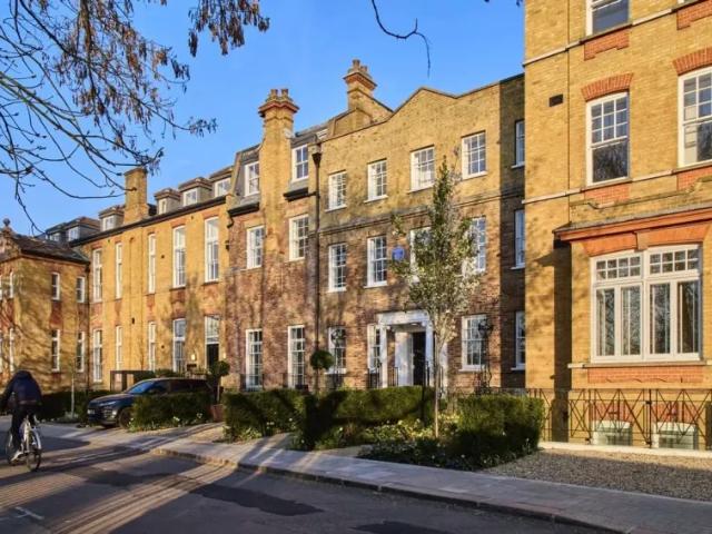 For Sale Apartment Richmond London DLS102596336