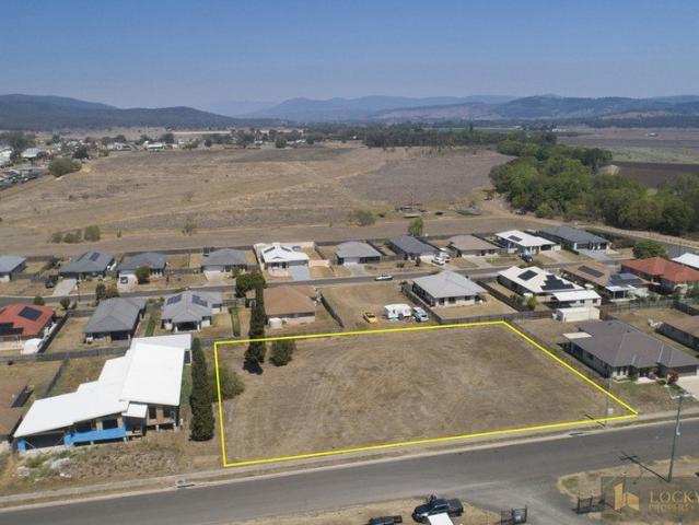 FOR SALE BY TENDER 3 Lot Development Opportunity