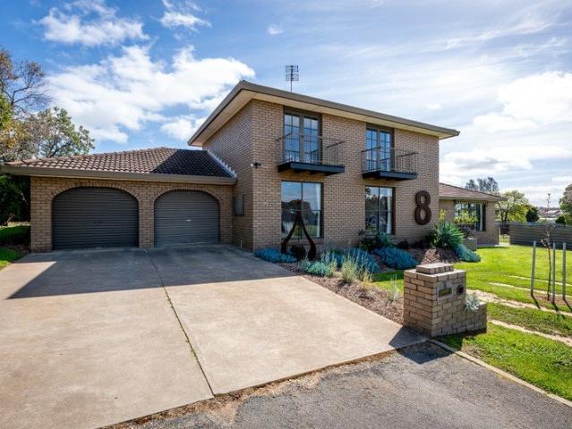 FOR SALE Double Storey Family Home