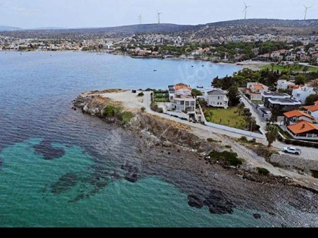 FOR SALE & FOR RENTTEN 3+1 ŞİFNE DE 220M2 ARSA İÇİNDE HAVUZLU DENİZ MANZARALI VİLLA