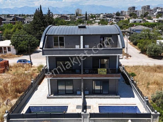 For Sale Lux | Mükemmel Konumda 4+1 Tripleks Villa