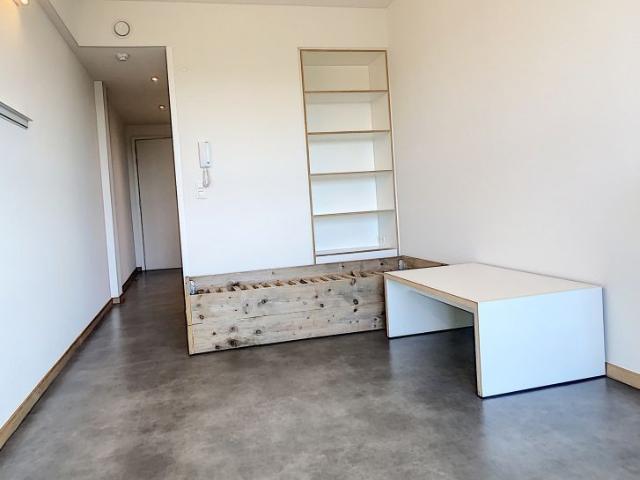 FOR STUDENTS ONLY! Studio for rent at THE LINK