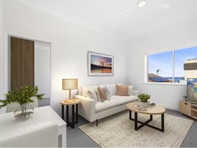 Deal! 4/3 Thorpe Street, Clovelly Apartment for rent Listed b.