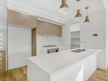 Deal! 43 Bunting Crescent, Kalkallo, VIC 3064