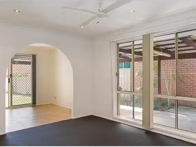 Charming 43 Roper Road, BLUE HAVEN House for rent Listed by C.