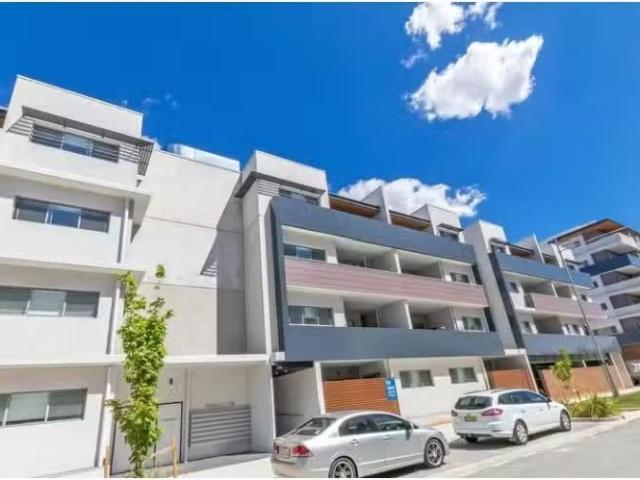 Just in! 40/15 Limburg Way, GREENWAY Apartment for rent Liste.