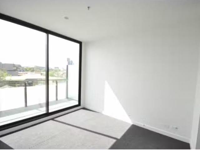 Rental! 401/145 Roden St, West Melbourne Apartment for rent L.