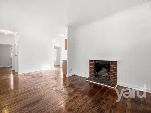Charming 40 Visser Street, Coolbellup, WA 6163