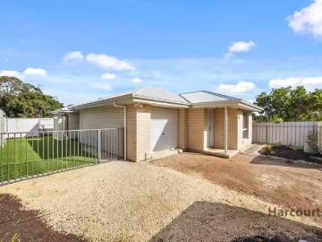 Cozy 40 Harbourview Road, HACKHAM WEST, SA 5163 House for Rent