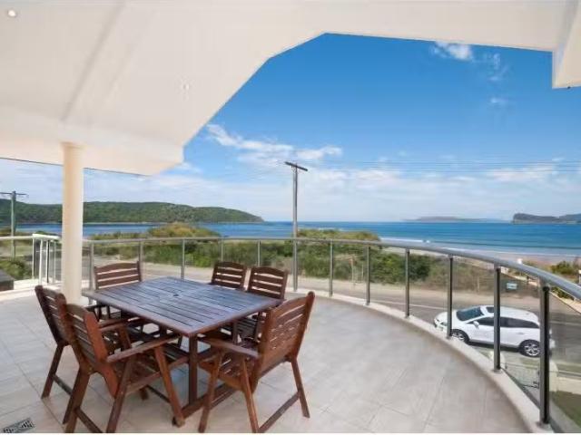 Charming 4/139 The Esplanade, ETTALONG BEACH House for rent L.
