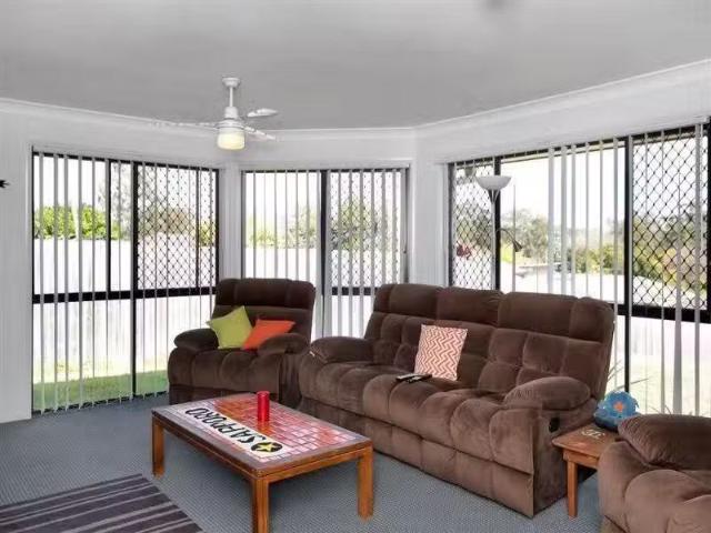 Deal! 41 Vanessa Court, CAMIRA, QLD 4300 House for Rent