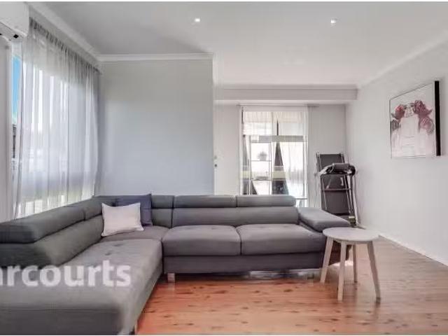 For Rent! 41 Othello Avenue, ROSEMEADOW House for rent Listed.