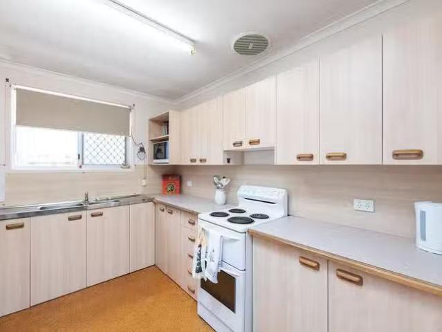 For Rent! 41A Keenan Street, Margate, QLD 4019