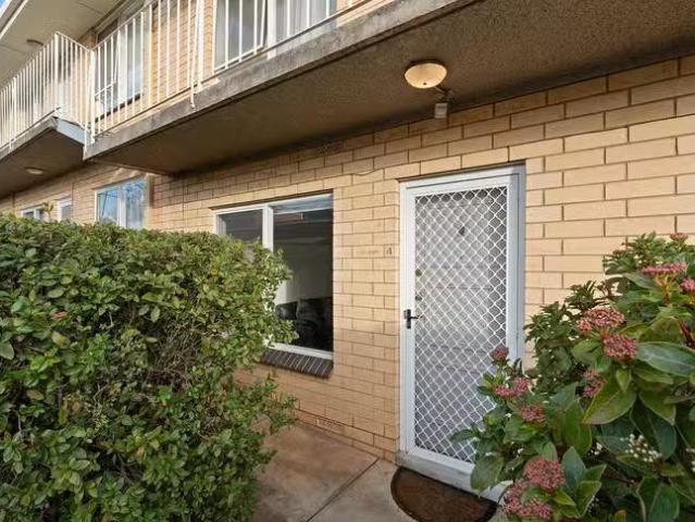Nice 4/237 Belair Road, Torrens Park, SA 5062