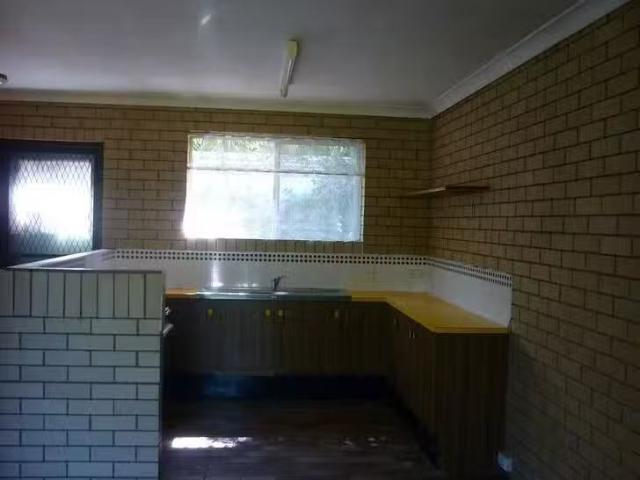 Cozy 4/274 Redbank Plains Road, Bellbird Park, QLD 4300