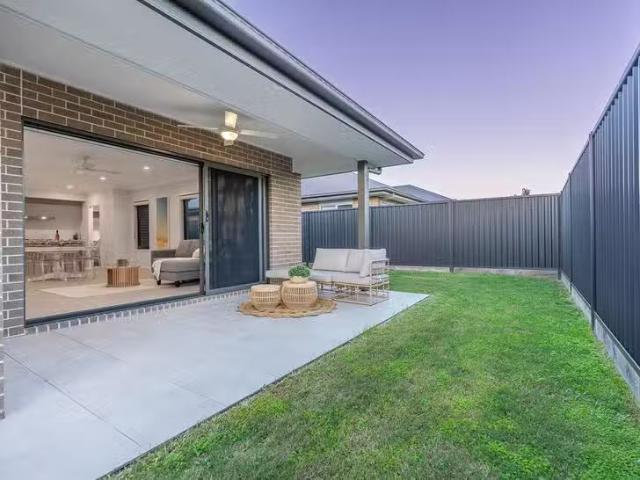 Deal! 42 Cooper Crescent, Jimboomba, QLD 4280