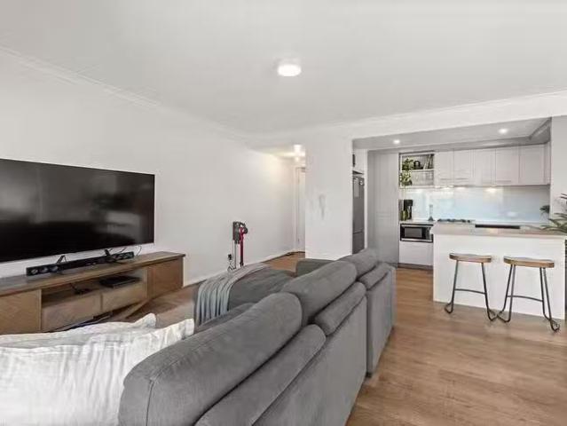 Cheap 43/2 Wexford Street, Subiaco, WA 6008