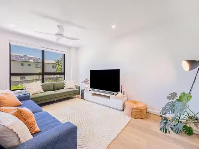 Just in! 4/39 Minnie Street, Southport, QLD 4215