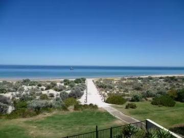 Cozy 4/39 Seaview Road, TENNYSON, SA 5022 House for Rent