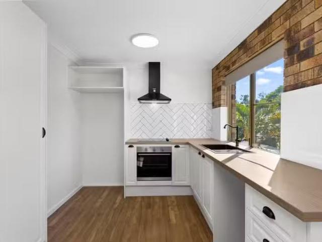 Unique 4/45 Denman Street, Alderley QLD 4051