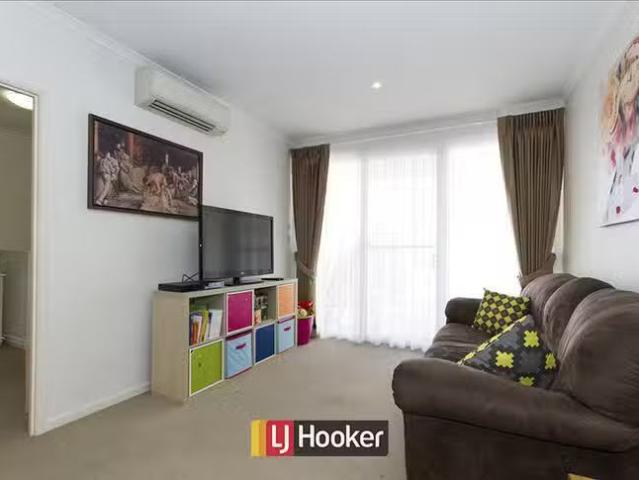 Deal! 44/68 Hardwick Crescent, Holt, ACT 2615